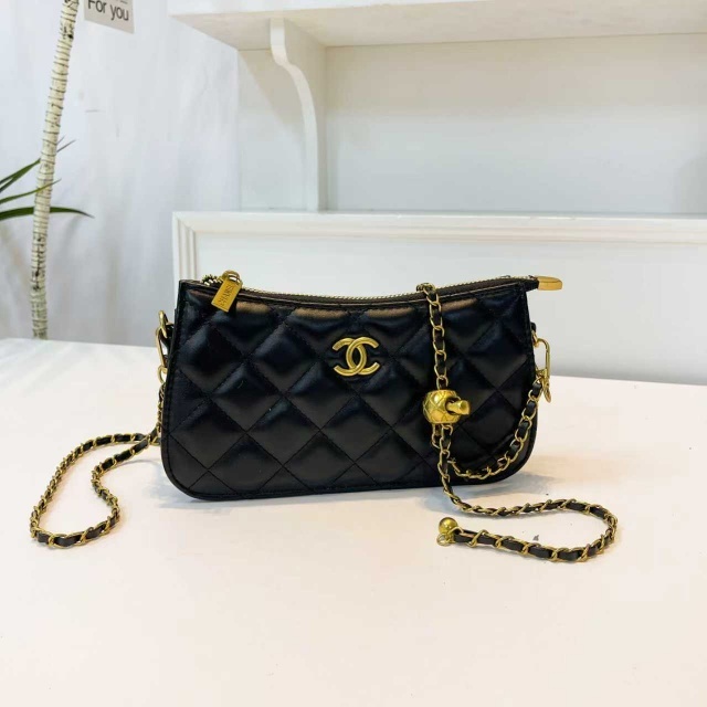 Metal Logo Chained Leather Fashion Messenger Bags