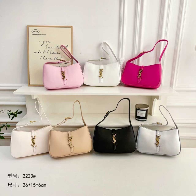 Metal Logo Leather Fashion Women Purses