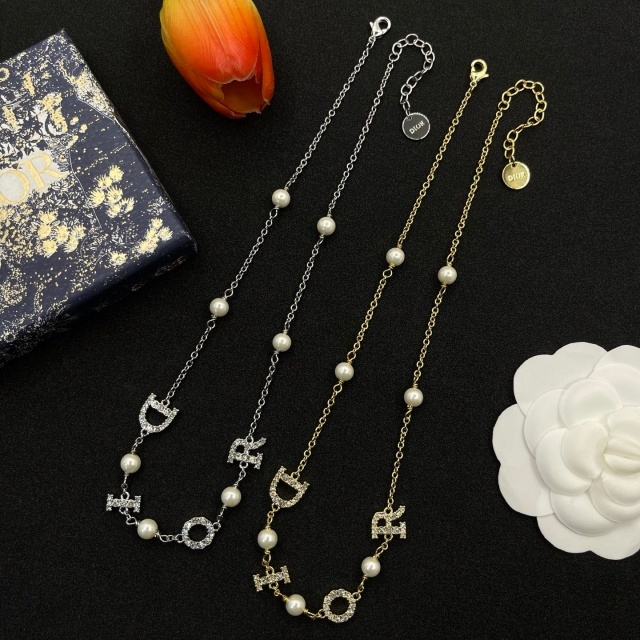 Diamond Pearls Luxury Bracelet