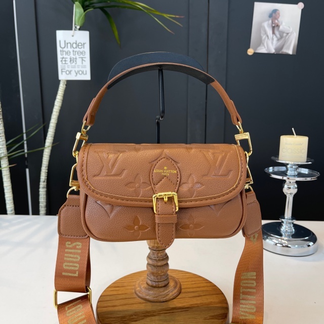Leather Embossing Fashion Women Messenger Bags