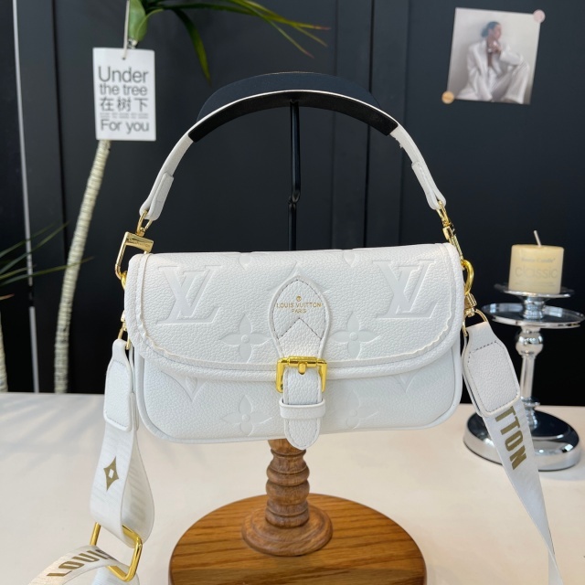 Leather Embossing Fashion Women Messenger Bags