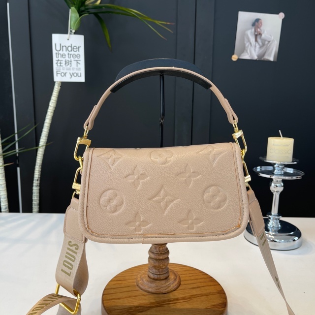 Leather Embossing Fashion Women Messenger Bags