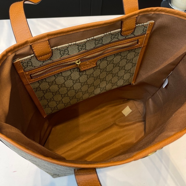 Metal Logo Printed Women Luxury Shoulder Bags