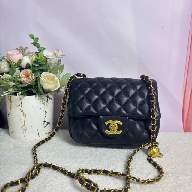 Chained Leather Fashion Women Crossbody Mini Bags
