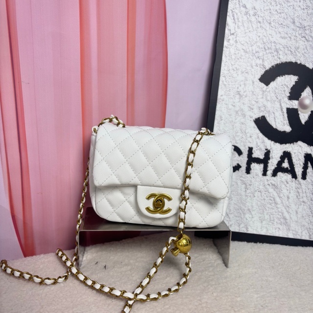 Chained Leather Fashion Women Messenger Bags