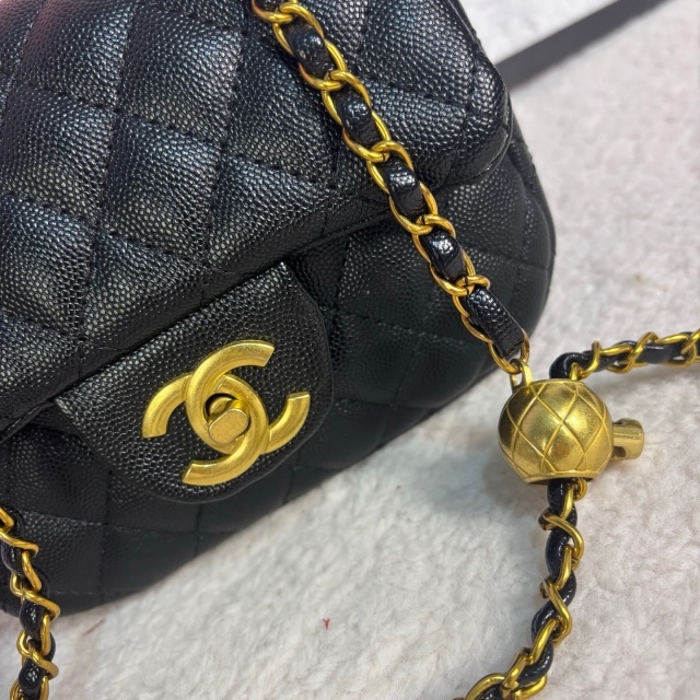 Chained Leather Fashion Women Messenger Bags