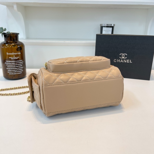 Chained Leather Fashion Women Messenger Bags