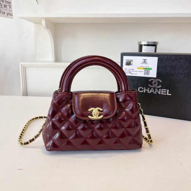 Chained Leather Luxury Women Messenger Bags