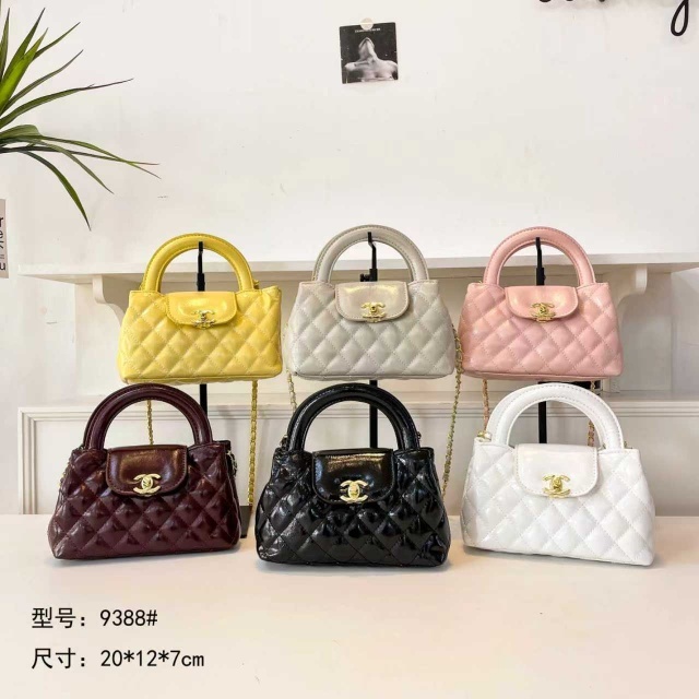 Chained Leather Luxury Women Messenger Bags