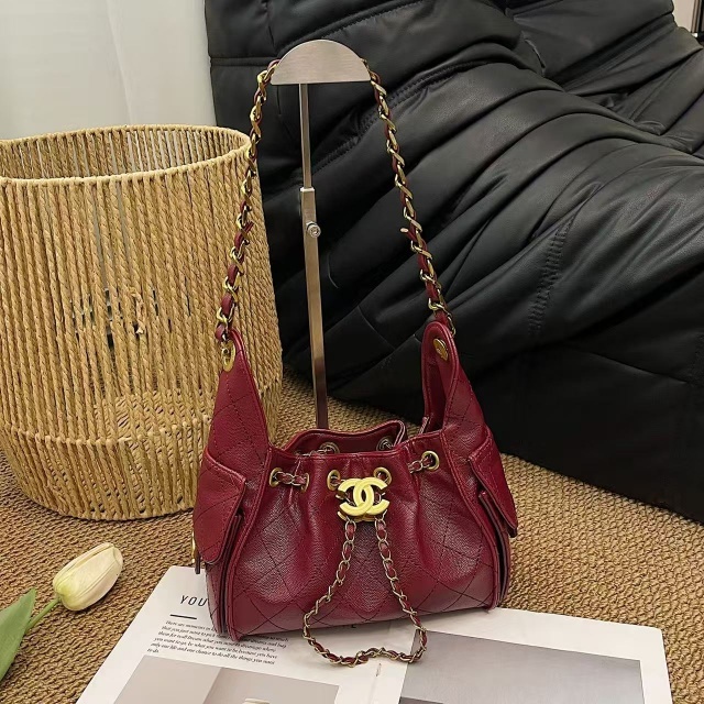 Metal Logo Leather Women Shoulder Bags