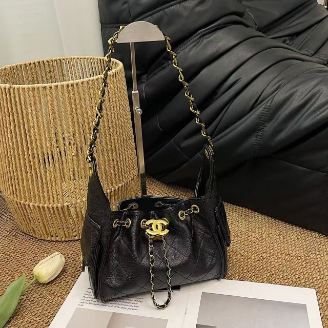 Metal Logo Leather Women Shoulder Bags
