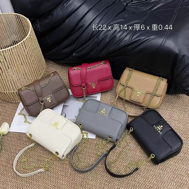 Metal Logo Women Leather Fashion Purses