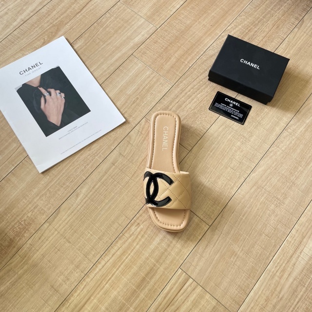 Fashion Leather Women Casual Slippers
