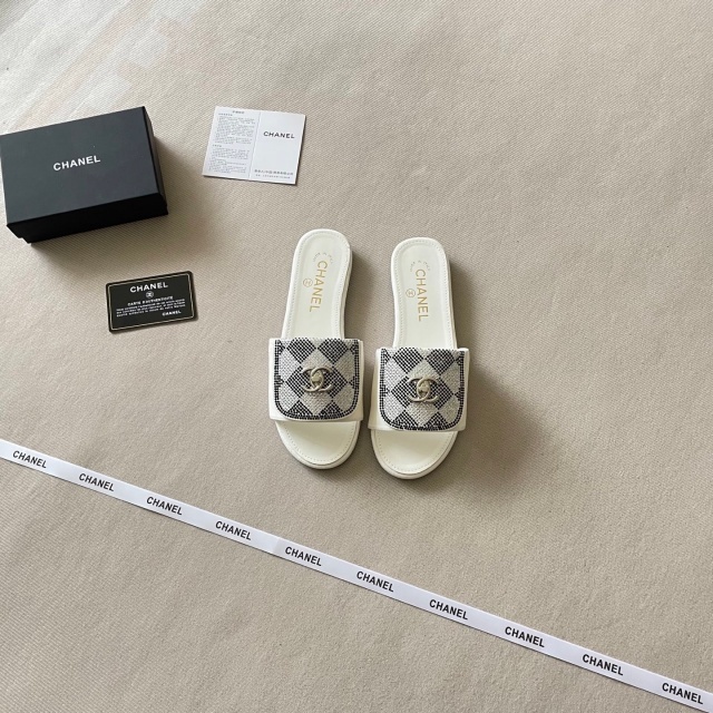 Metal Logo Rhinestones Women Casual Slippers