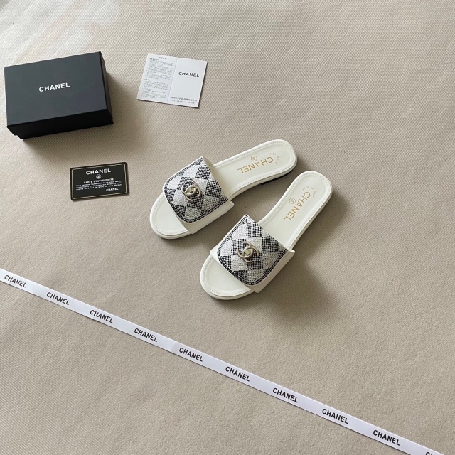 Metal Logo Rhinestones Women Casual Slippers