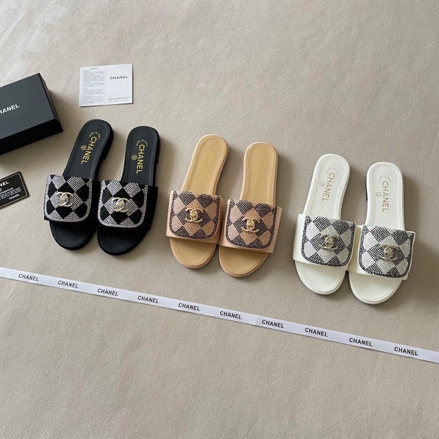 Metal Logo Rhinestones Women Casual Slippers