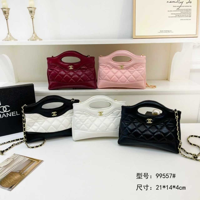 Metal Logo Leather Chained Luxury Messenger Bags