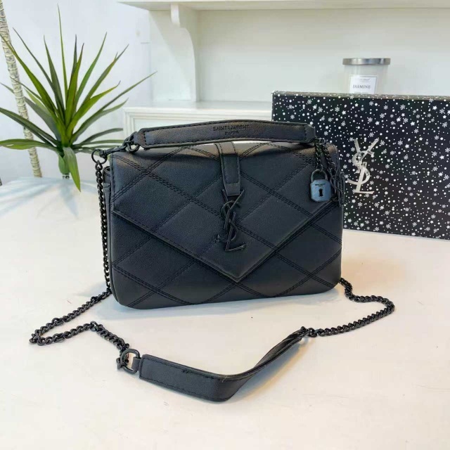 Metal Logo Leather Chained Women Messenger Bags