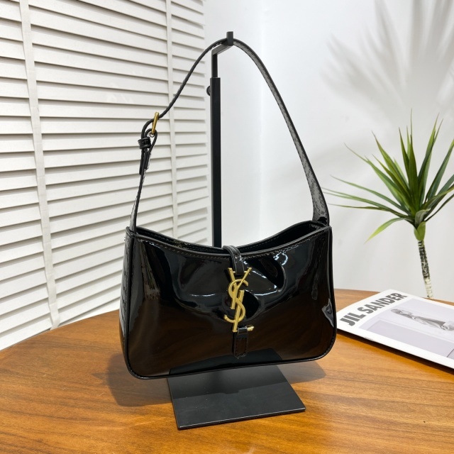 Metal Logo Leather Luxury Women Purses