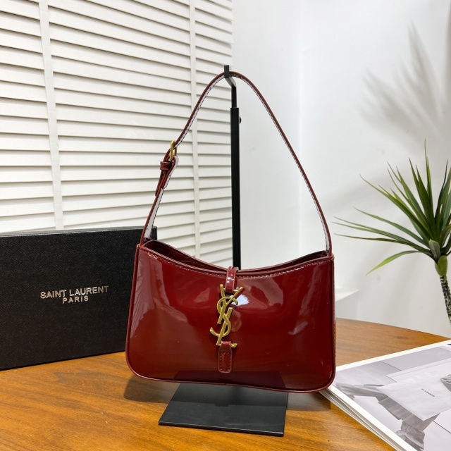 Metal Logo Leather Luxury Women Purses
