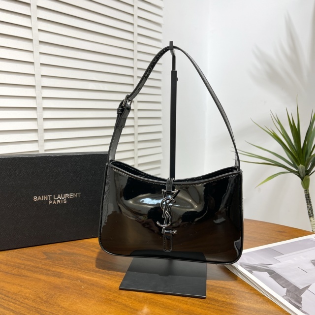 Metal Logo Leather Luxury Women Purses