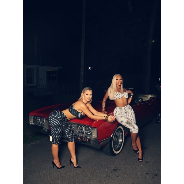 Dots Printed Halter Neck Top Skinny Cropped Pant Set