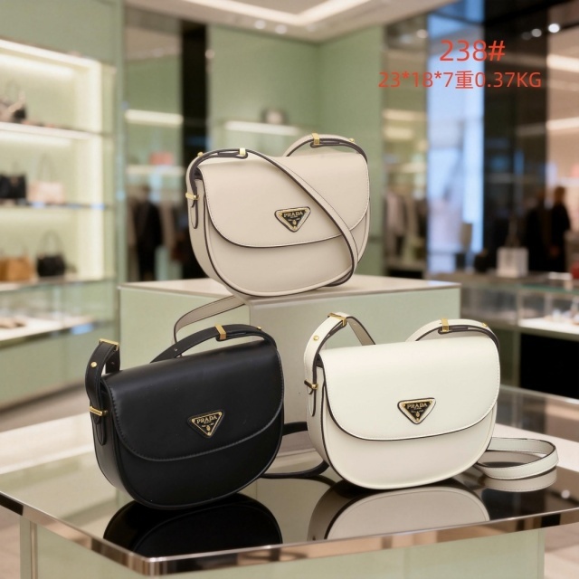 Fashion Logo Leather Women Messenger Bags