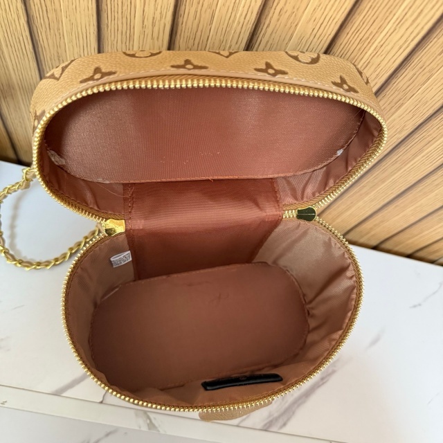 Leather Fashion Women Crossbody Makeup Bags