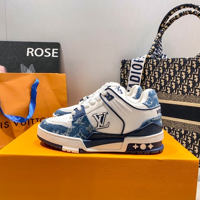 Luxury Fashion Breathable Couple Sneakers