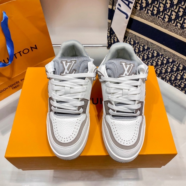 Luxury Fashion Breathable Couple Sneakers