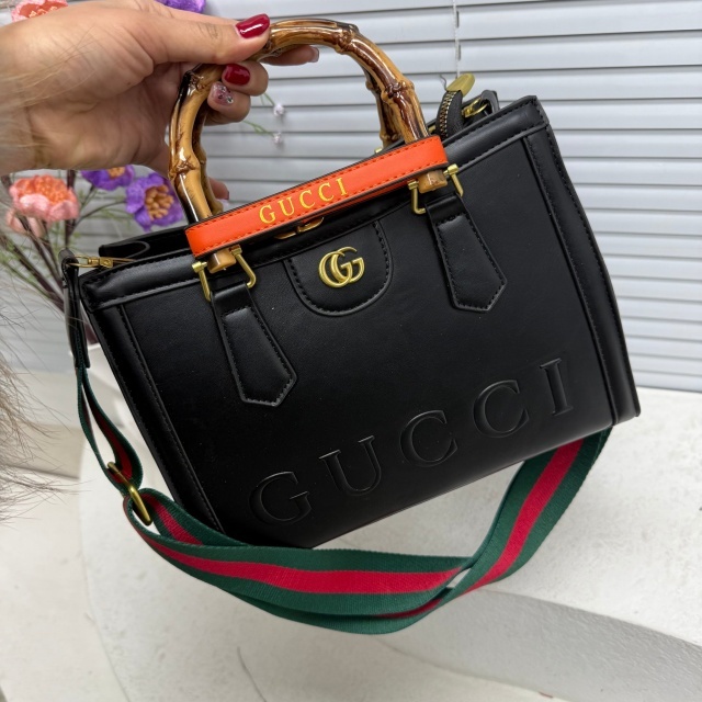 Metal Logo Leather Fashion Crossbody Handbags