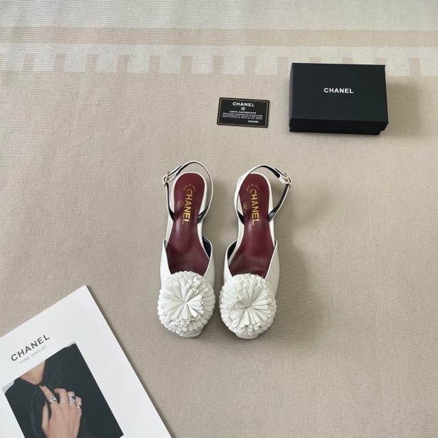 Fashion Women Camellia Flat Sandals