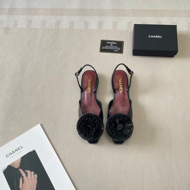 Fashion Women Camellia Flat Sandals