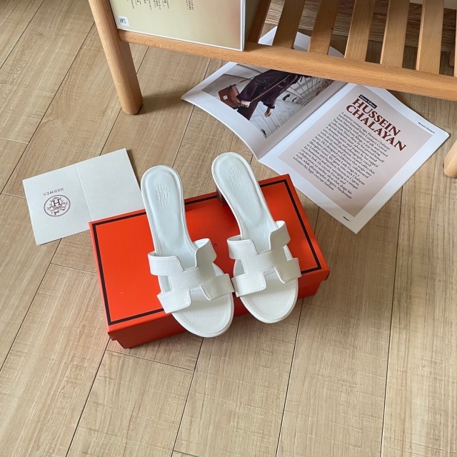 Fashion Hollow Out Women Chunky Sandals