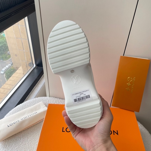 Luxury Fashion Women Casual Sneakers