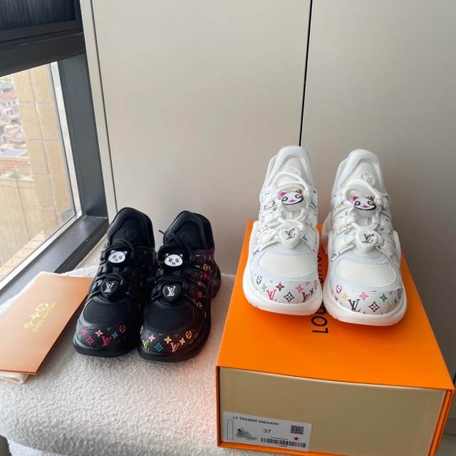 Luxury Fashion Women Casual Sneakers