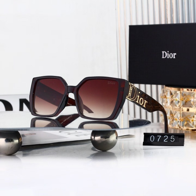 Gradient Color Large Frame Luxury Sunglasses