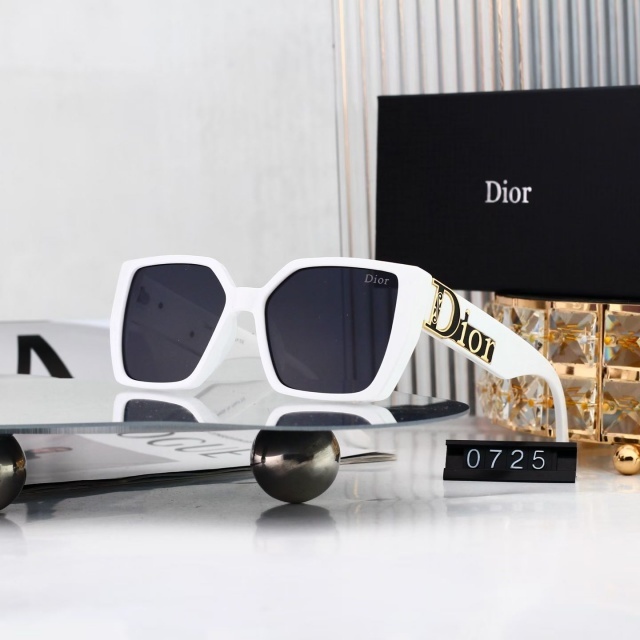 Gradient Color Large Frame Luxury Sunglasses