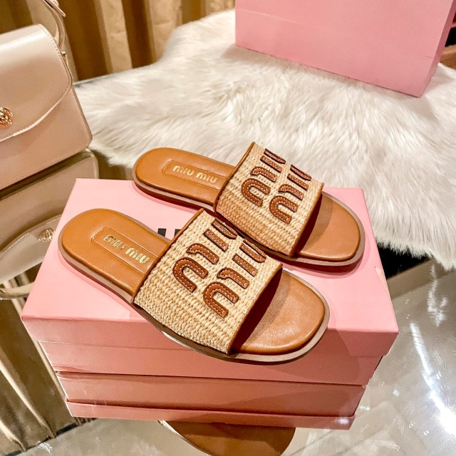 Fashion Design Women Luxury Casual Slides