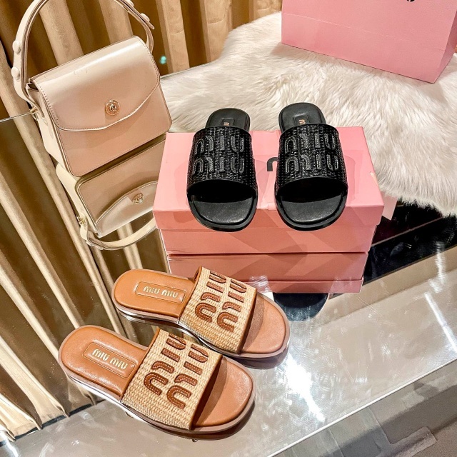 Fashion Design Women Luxury Casual Slides