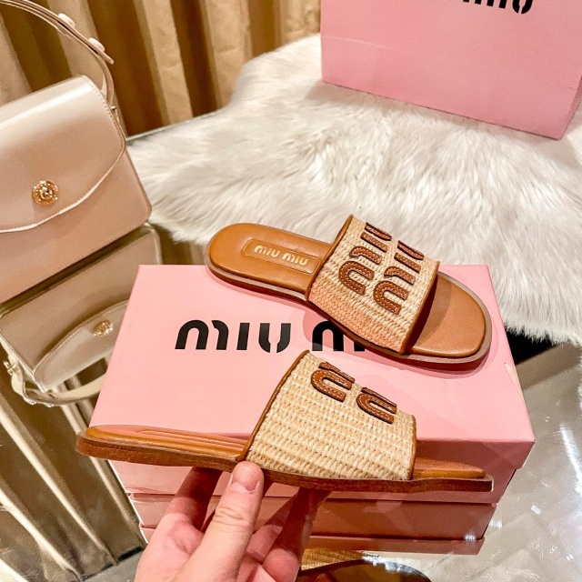 Fashion Design Women Luxury Casual Slides