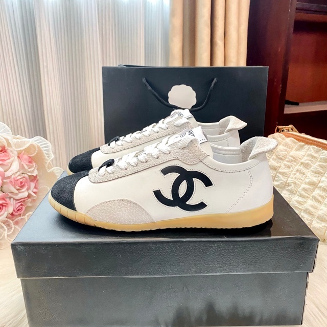 Luxury Fashion Color Block Unisex Sneakers