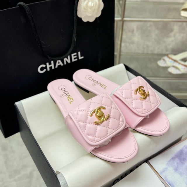 Luxury Fashion Metal Logo Women Casual Slides