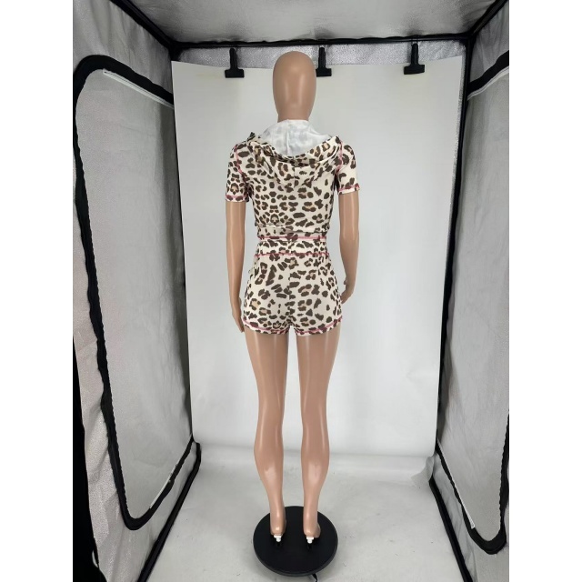 Leopard Printed Hooded Two Pieces Short Set