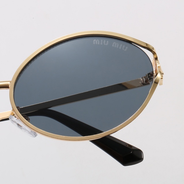 Oval Frame Retro Glasses