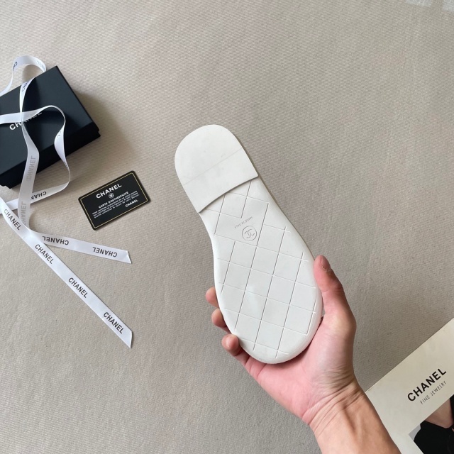 Fashion Logo Luxury Women Beach Flip Flops