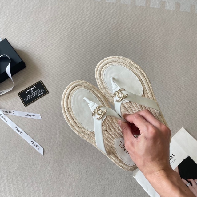 Fashion Logo Luxury Women Beach Flip Flops