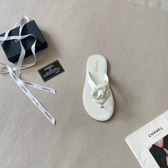 Luxury Fashion Women Camellia Beach Flip Flops