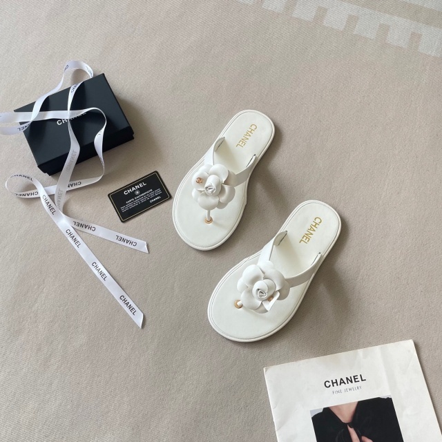 Luxury Fashion Women Camellia Beach Flip Flops