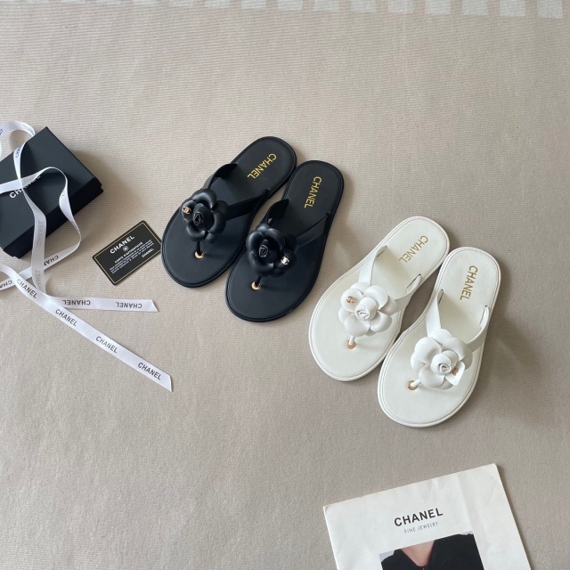 Luxury Fashion Women Camellia Beach Flip Flops
